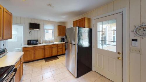 3 Bedroom House – Photos 3