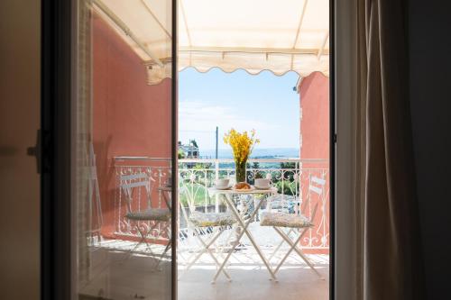 FONTE D'OLIO CONERO RELAIS