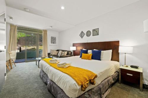 Gallery image of The Alps Apartment Three Bedroom in Queenstown