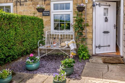 Gallery image of Snowdrop Cottage in Wetherby