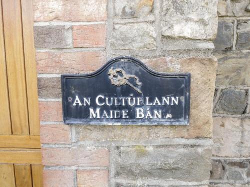 Gallery image of An Maide Bán in Cootehill