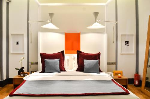 Katil atau katil-katil dalam bilik di Browns Central Hotel