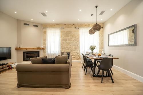 Amalthia Casa by 8essentially