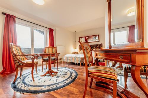 Postel nebo postele na pokoji v ubytování Hotel Bruggwirt
