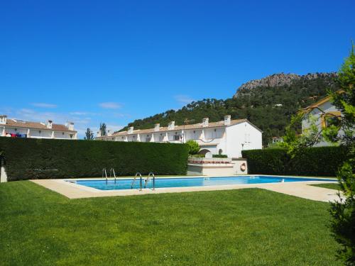 Casa en l'Estartit, piscina, jardín comunitario