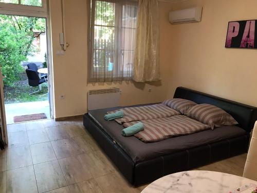 Posedenie v ubytovaní Roland Apartmant Zuglo