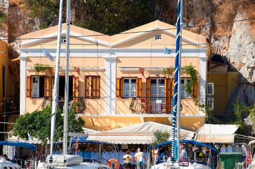 Το κτήριο όπου στεγάζεται  η παραθεριστική κατοικία