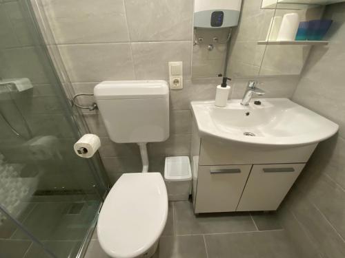 Fotografie z fotogalerie ubytování Apartment and Room Surdić v destinaci Valun