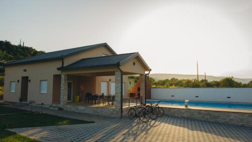 Πισίνα στο ή κοντά στο Villa Lila