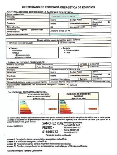 a respons respons respons respons respons respons respons respons respons respons respons bij 16 Mirasierras in Madrid