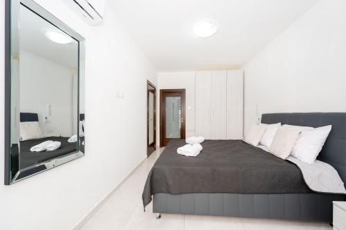 Gallery image of Vela Blu Apartments - Rose Court in Il-Gżira