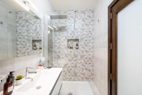 Gallery image of Vela Blu Apartments - Rose Court in Il-Gżira