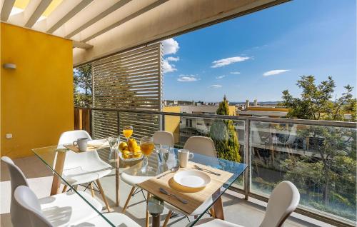 Balkón alebo terasa v ubytovaní 2 Bedroom Beautiful Apartment In Vera