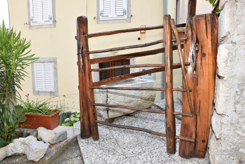 Gallery image of Apartment Anamarija Valun in Valun