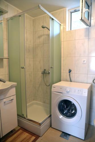 Gallery image of Apartment Anamarija Valun in Valun