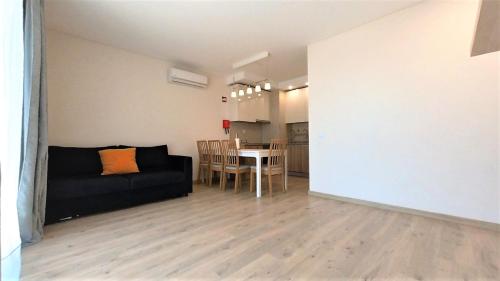 Elite Residence 15C