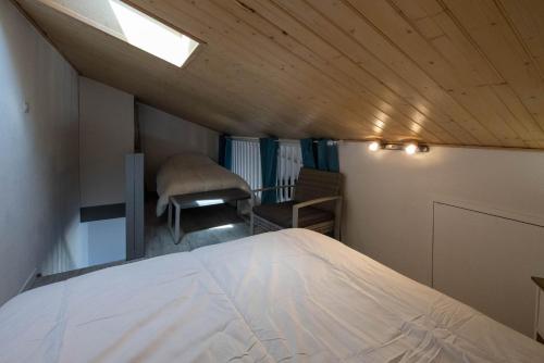 Posteľ alebo postele v izbe v ubytovaní Maison pour 4 pers - Terrasse - 300m de la plage