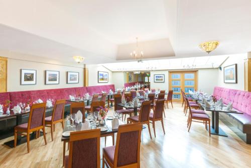 Posezení v ubytování Ring of Kerry Hotel