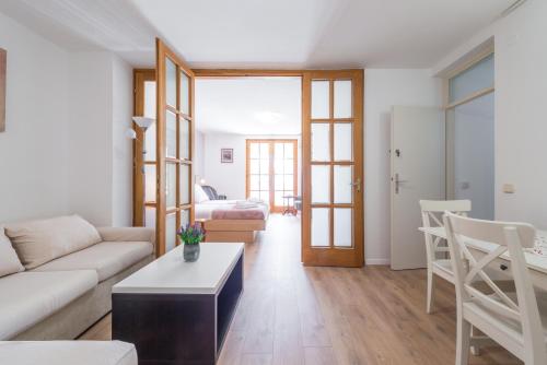 Sunshine Place Apartments