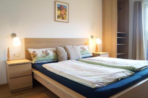 Llit o llits en una habitació de Sauschneidhof - Radstadt
