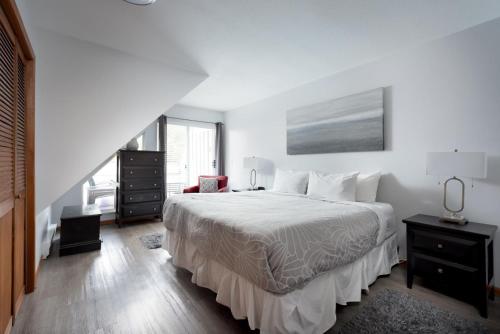 3BR Sunpath - Spacious Village Townhome – Photos 2