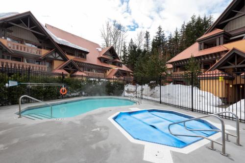 3BR Sunpath - Spacious Village Townhome – Photos 3
