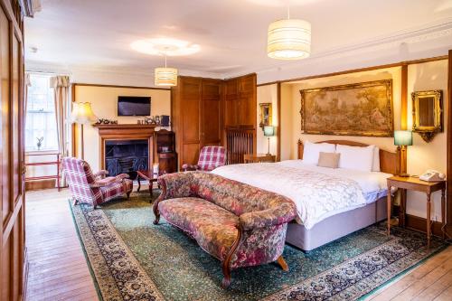 Gallery image of Dalmunzie Castle Hotel in Glenshee