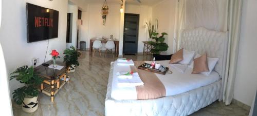 Comfy Studio, Clean, Wifi, NETFLIX, 5 min to the beach