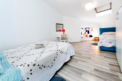 Sea View Apartment