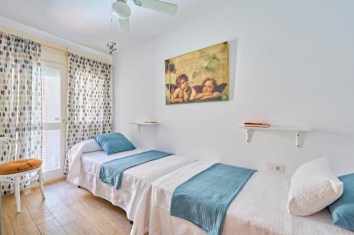 Cama ou camas em um quarto em Fantástico alojamiento junto Barcelona y Playa