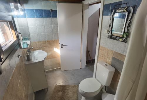 Koupelna v ubytování Elaion Thea-Nies