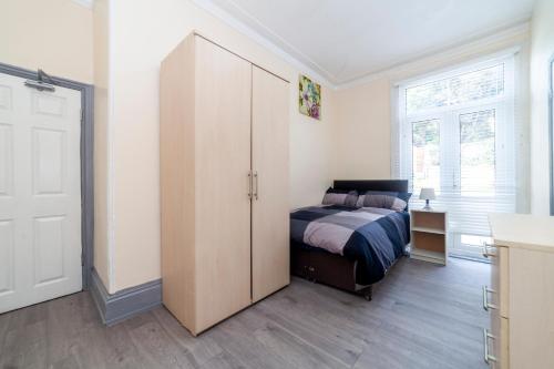 Gallery image of Highlands Gardens Suites in Ilford