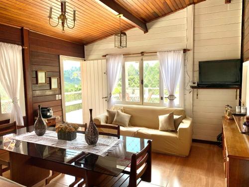 Et tv og/eller underholdning på Casa centro Capivari 700m distância