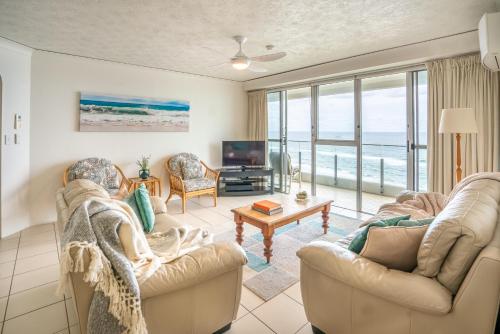 Gallery image of Cashelmara Beachfront Apartments in Gold Coast