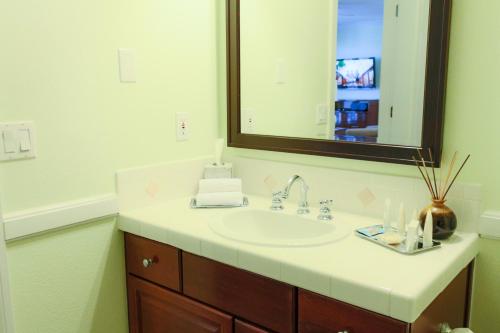 Hilton Vacation Club Grand Beach Orlando photo 82