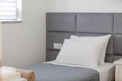Adelphes Beachfront Apartment with direct connection to the beach
