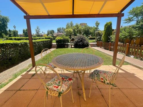 Foto Casa vacanza Villaggio Poggio Rosso 6