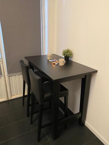 Gambar di galeri bagi Pleasant Loft Apartment In The Heart Of Tel-Aviv di Tel Aviv