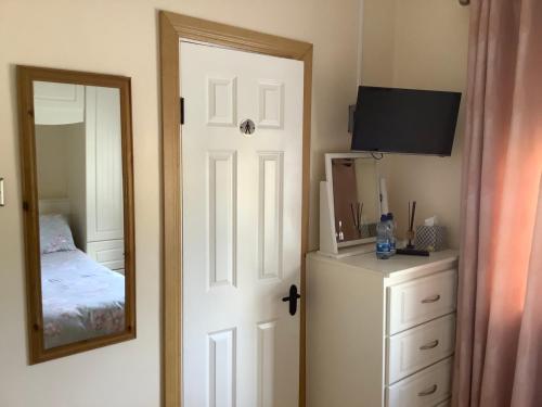 Gallery image of Greenway lodge B&B in Achill Sound