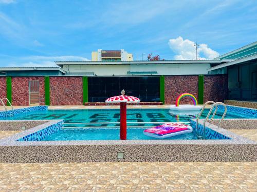 Kolam renang di atau dekat dengan Sri Embun Resort Langkawi