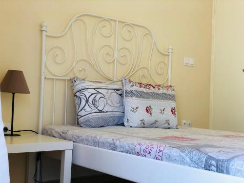 Blue air apartment 1minute from sea, 15 min from the airport ARTEMIS CITY CENTER
