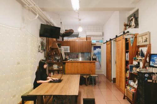 Kuchyň nebo kuchyňský kout v ubytování Wind Wave Ocean Homestay