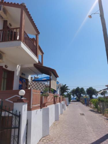 Το κτήριο όπου στεγάζεται  το ξενοδοχείο