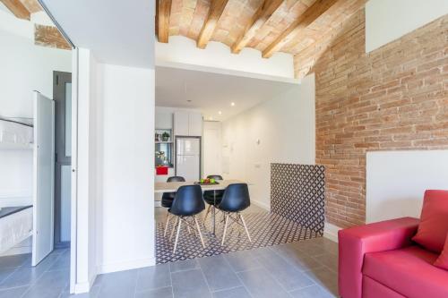 Aparteasy - Deluxe Family Apartments with Pool