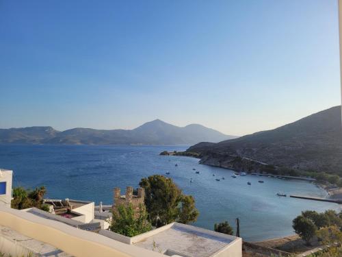 Φωτογραφία από το άλμπουμ του Casa Polivios στον Αδάμαντα