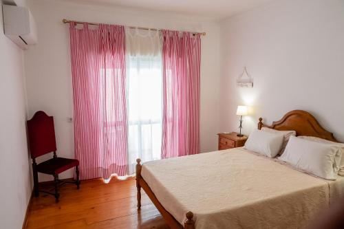 Ένα ή περισσότερα κρεβάτια σε δωμάτιο στο JB-APARTMENT