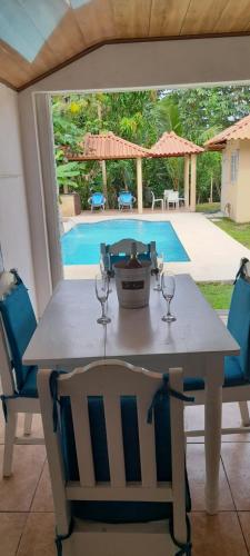 Bazén v ubytování Tu casa de playa, Menus del Mar, te espera pronto nebo v jeho okolí