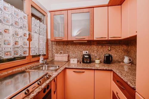 Kuchyň nebo kuchyňský kout v ubytování Casa Boho