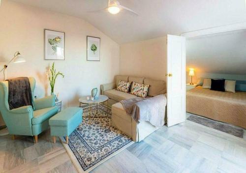 ✰ Luxurious 5 Bedroom PENTHOUSE. Sea Views. Hot Tub. BBQ. Golden Mile