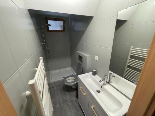 Et badeværelse på Belfort Appartement confort